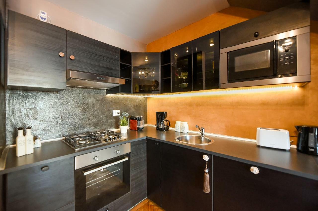 New - Elegant Duplex With Amazing View & Balcony - Homey Residence Bucarest Exterior foto